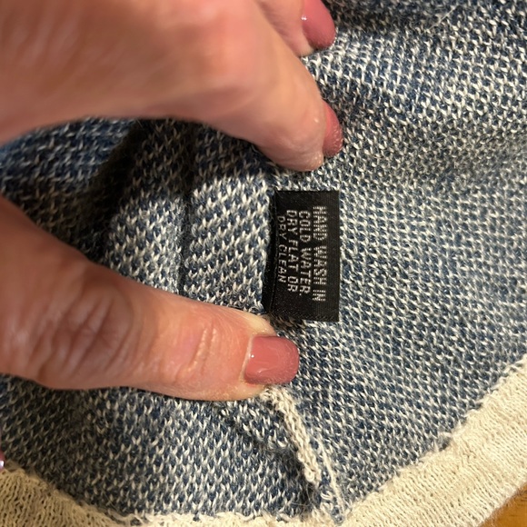 Intiwara Baby Alpaca Blue & Ivory Button down cardigan - Picture 8 of 12